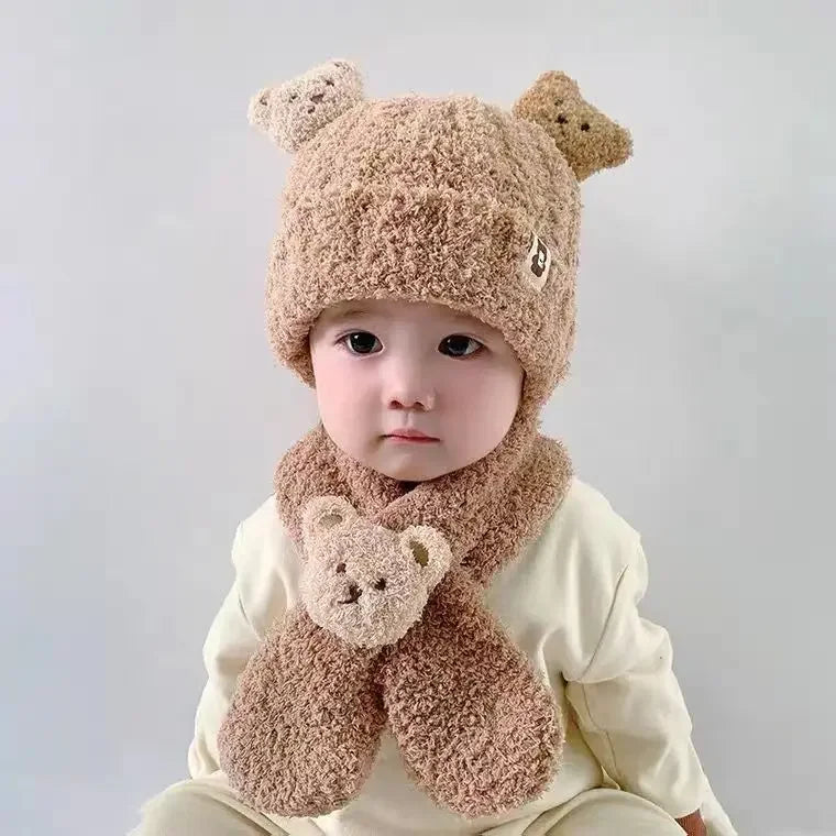 2-Piece Luxe Winter Baby Hat & Scarf Set – Elegant Bear-Inspired Design in Plush Fleece